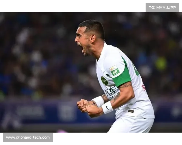 学习莱昂纳多的技巧 成就中超最佳球员的成长与突破之路